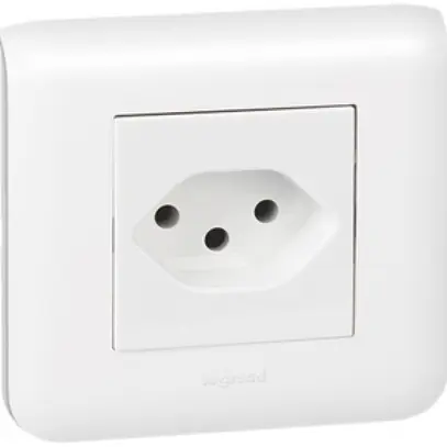 Presa INC Euroline Mosaic tipo 13 Best-Price-Pack 10 per 8, bianco 