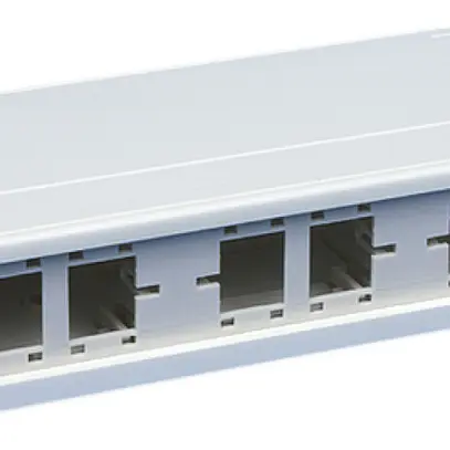 Boîtier compact 6×1 port blanc R&M freenet 