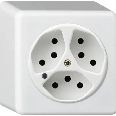 Presa AP Hager basico 3×tipo 13 illuminati Q bianco 