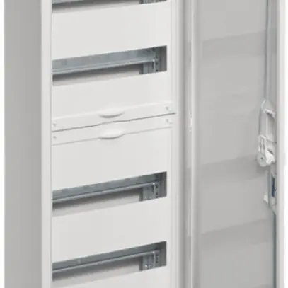 Distributore AP Hager univers 8 file 96UM porta IP44 300×1250×160mm 