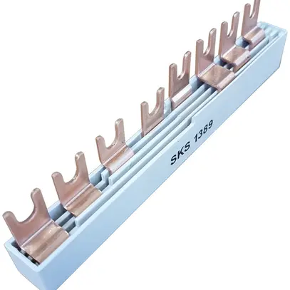 Peigne de raccordement Meterware SKS1389 en haut E-type 4L 8UM 10mm² 63A 140mm 