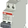 Interruttore di gruppo AMD ABB E214, 25A/250V 2L 2C, 1UM, "I-0-II" 