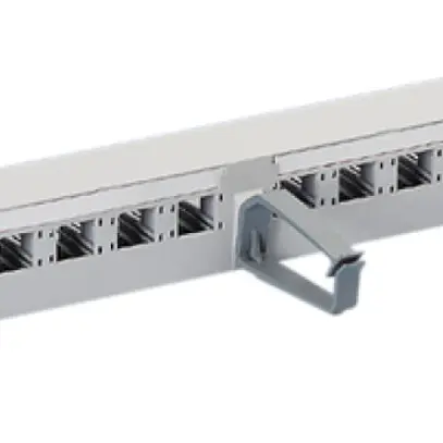 Panneau de distribution 19" 1UH 16p, u, gr vide R&M 