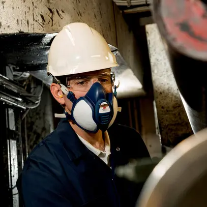 Semimaschera 3M 4255+ filtro FFA2P3 R D esente da manutenzione 