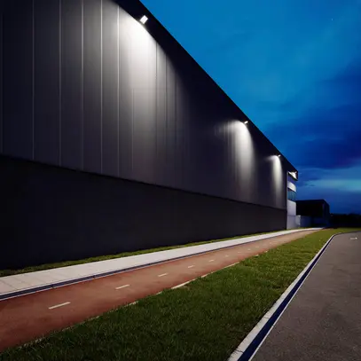 Projecteur LED Philips Ledinaire PIR SEN 20W 2400lm 830/840/865 IP65 110° 181×97 